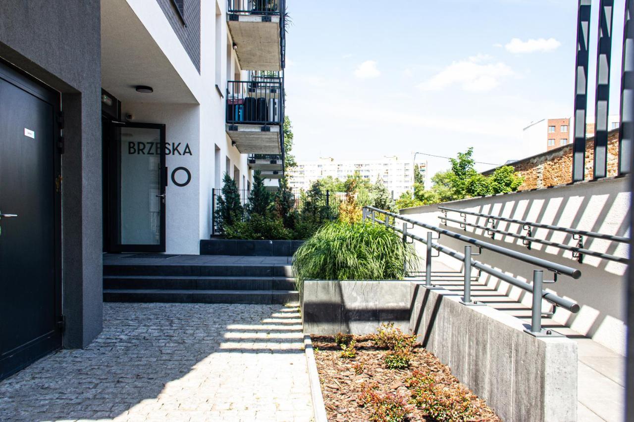 Patio Praga Metro Apartment Varsó Kültér fotó